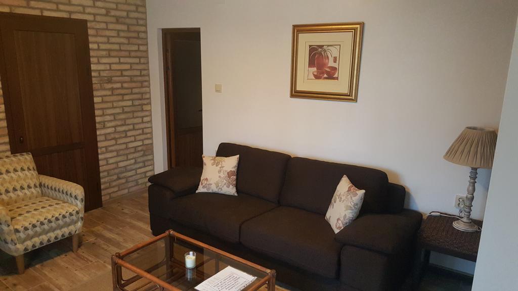 Guest House Zlateya Madara Exteriér fotografie